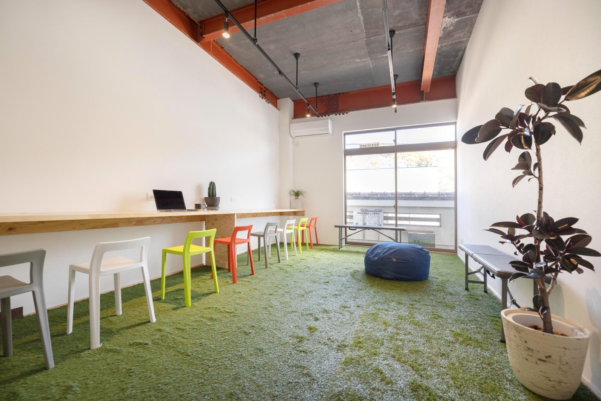 いいオフィス愛媛大三島 by Co-living & Cafe SANDO